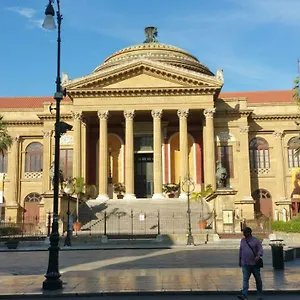 Benvenuti Al Massimo , Palermo Italy
